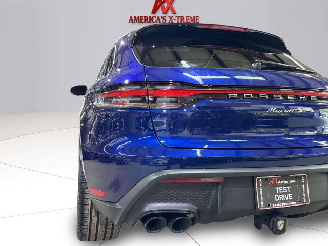 Used 2024 Porsche Macan image 20