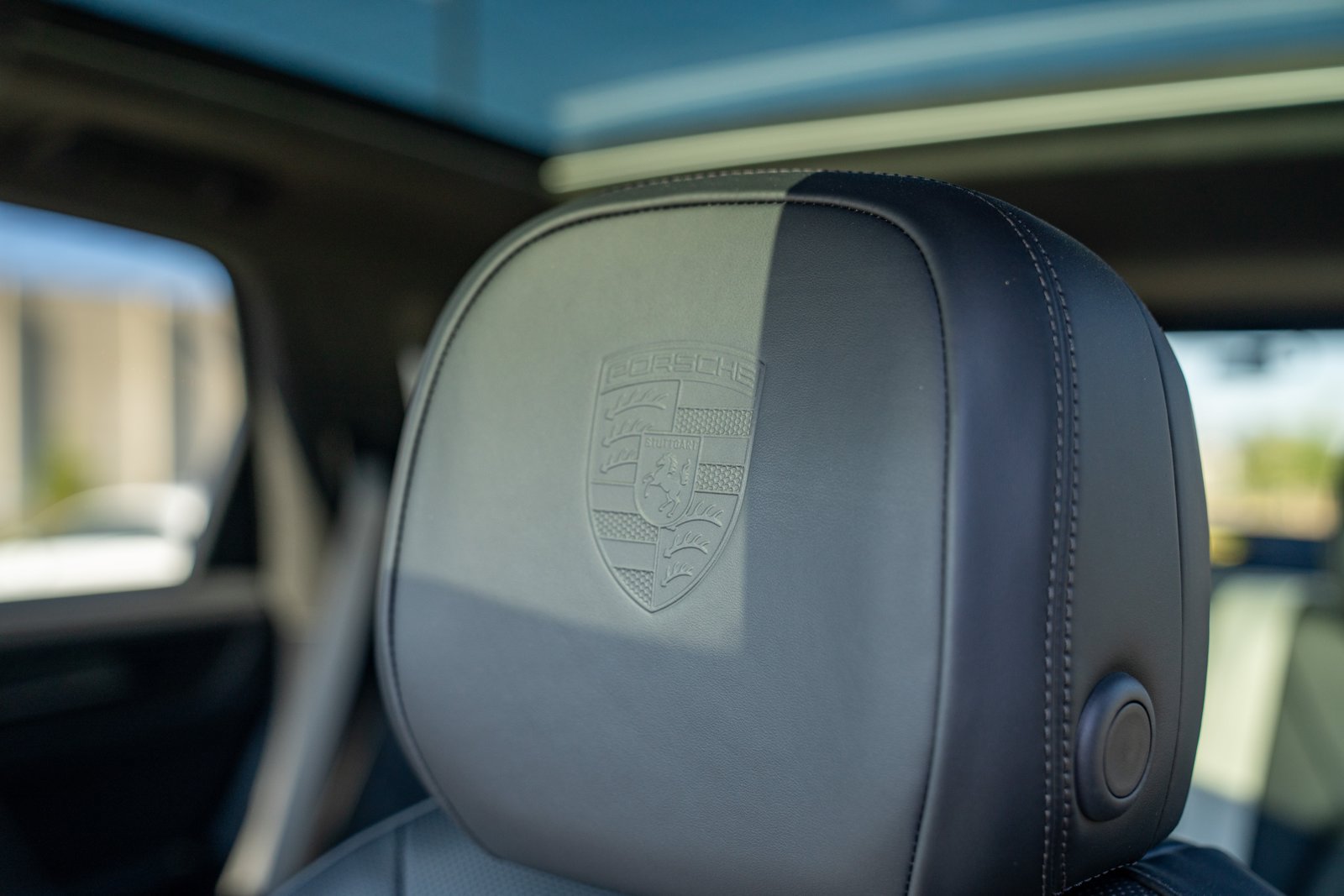 Certified 2025 Porsche Cayenne GTS AWD/4WD image 13