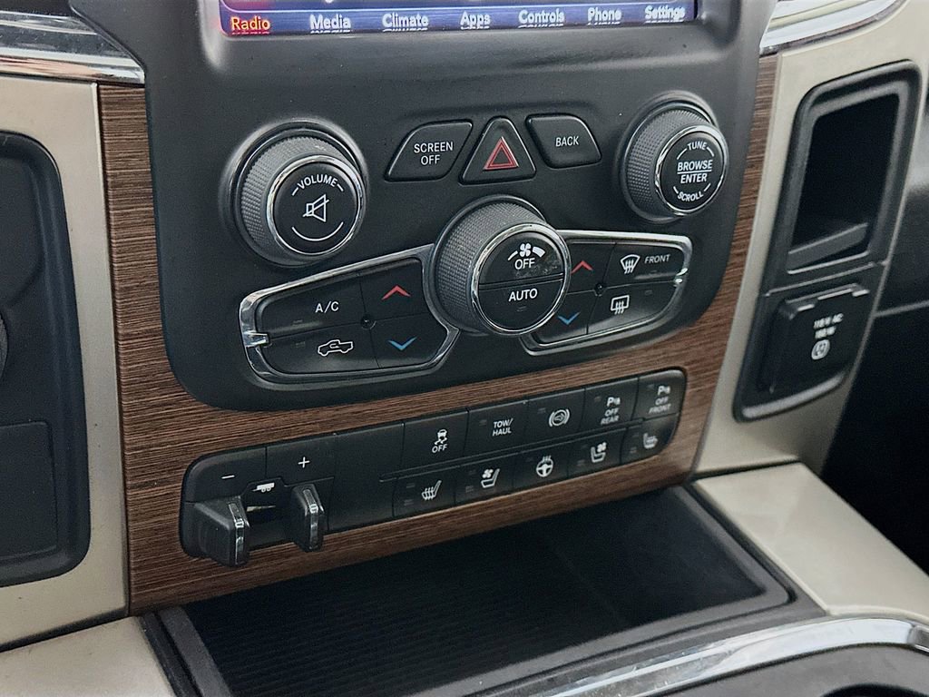 Used 2018 RAM 2500 Laramie AWD/4WD image 18