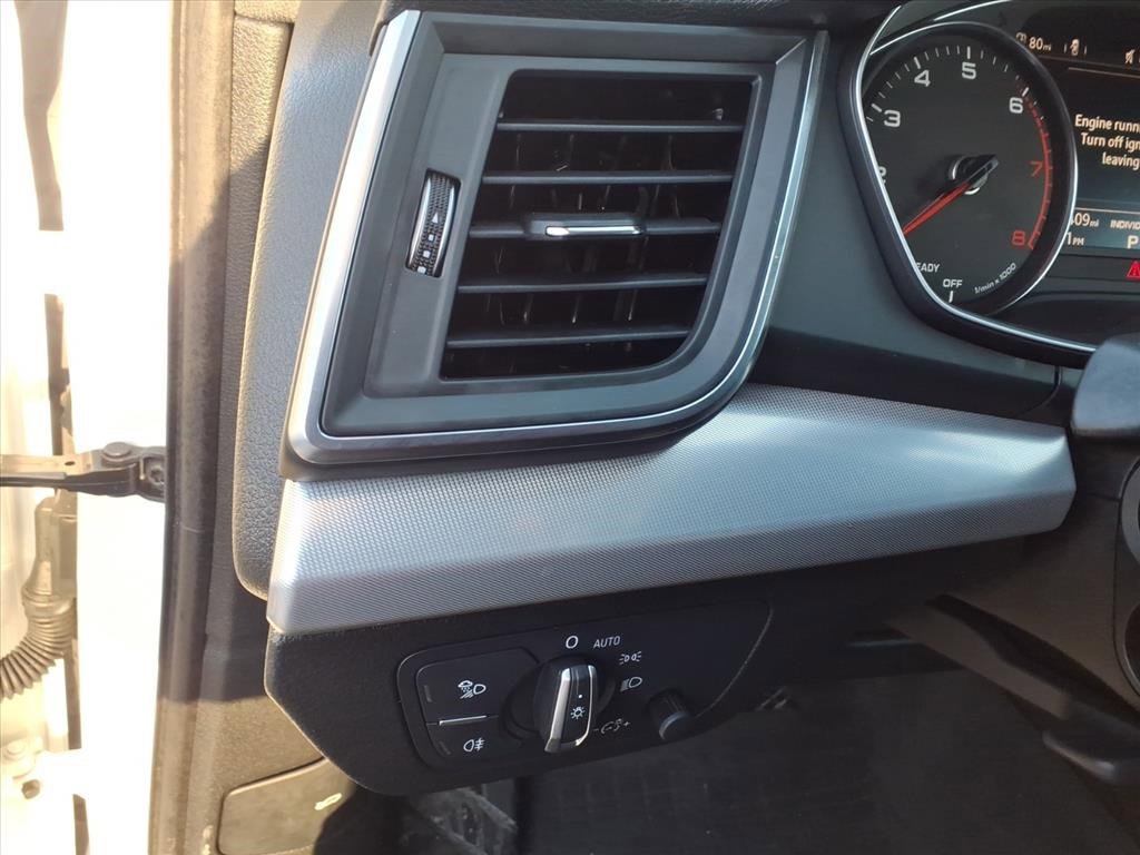 Used 2020 Audi Q5 2.0T Premium image 27