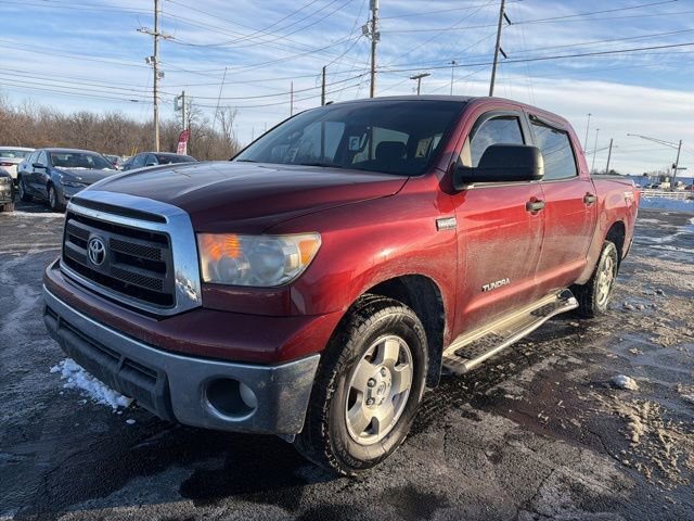 Used 2010 Toyota Tundra 4x4 CrewMax image 3