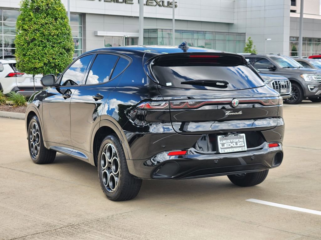Used 2025 Alfa Romeo Tonale AWD/4WD image 5