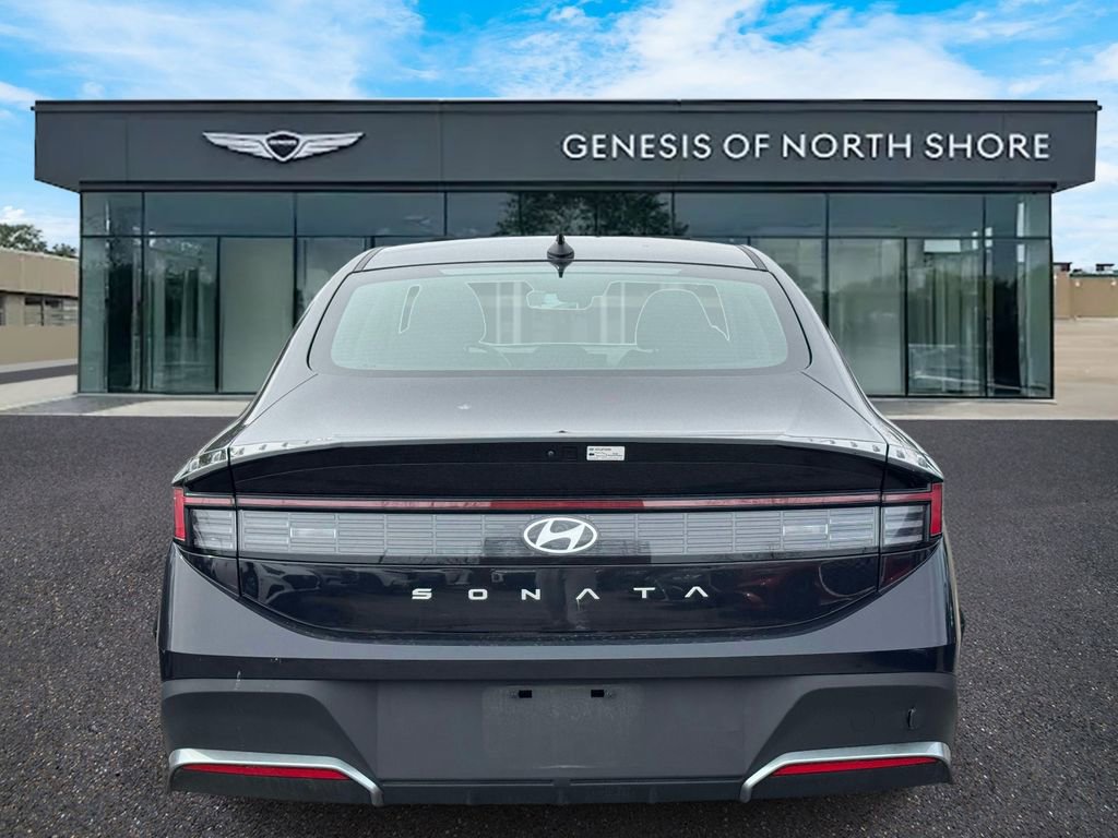 Certified 2025 Hyundai Sonata SE image 6