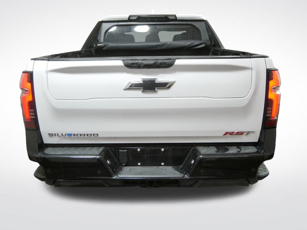 Used 2025 Chevrolet Silverado EV RST AWD/4WD image 4