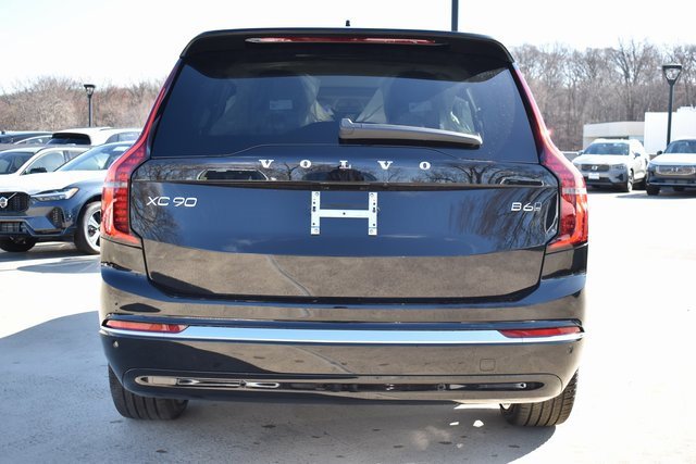New 2025 Volvo XC90 B6 Ultra w/ Lounge Package image 6
