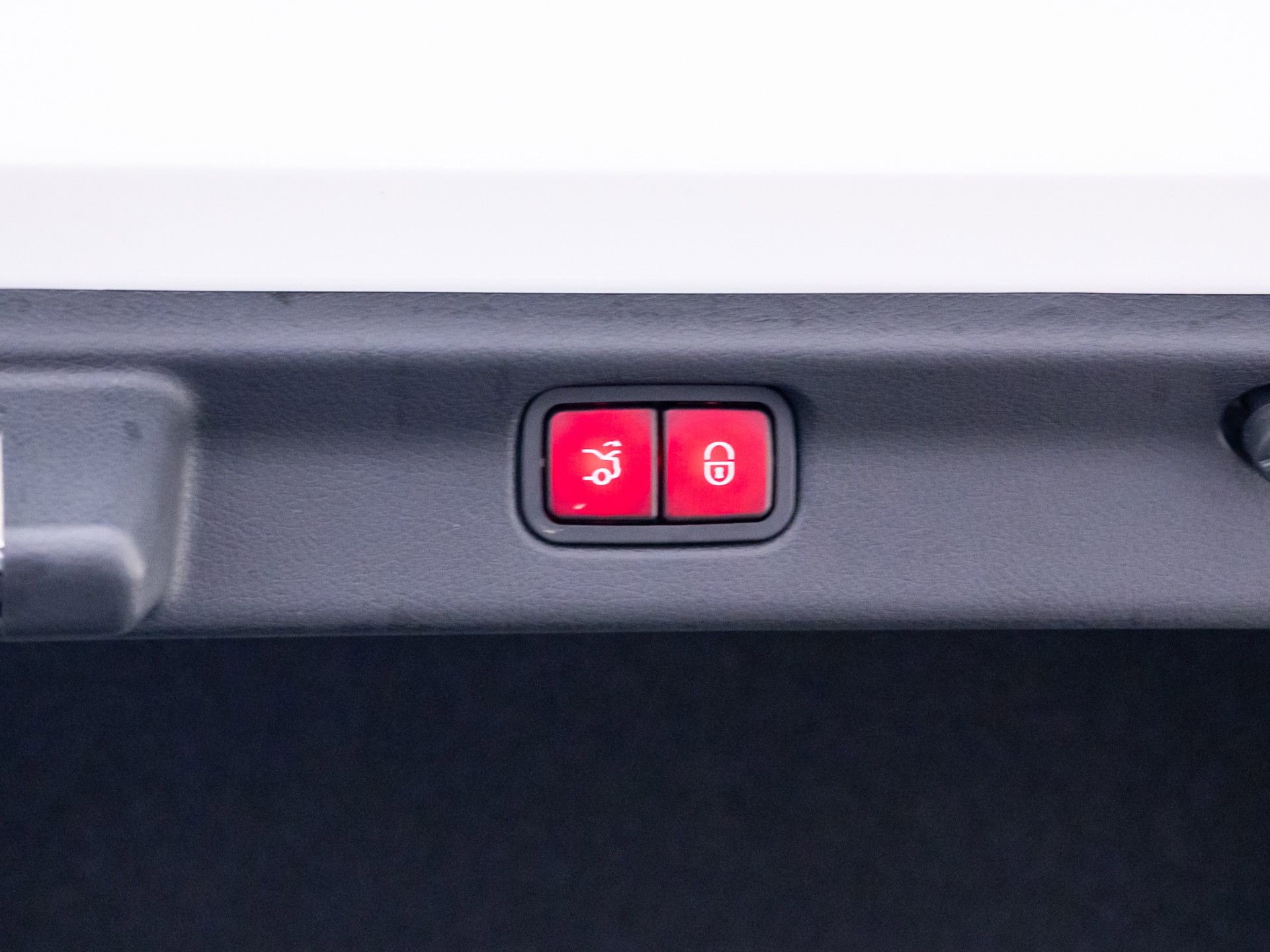 Used 2023 Mercedes-Benz EQE AMG 4MATIC Sedan image 33