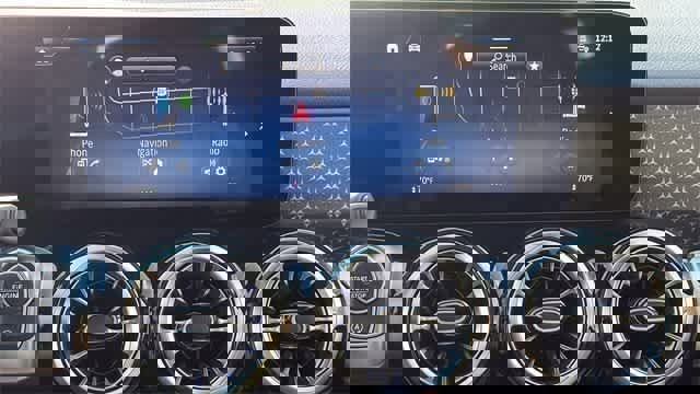 Certified 2025 Mercedes-Benz GLB 250 4MATIC image 20