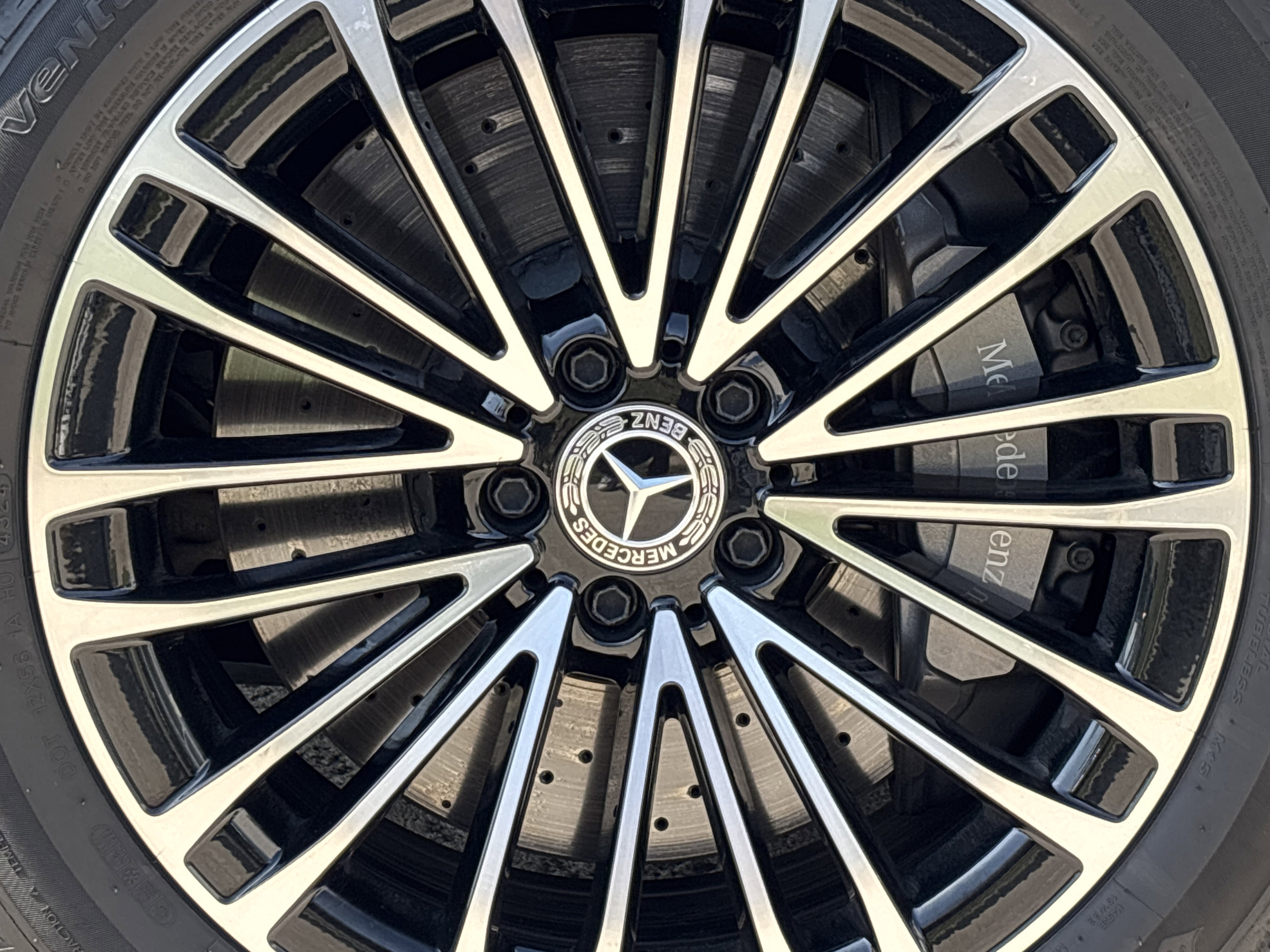 Used 2022 Mercedes-Benz S 580 4MATIC Sedan w/ Rear Seat Package image 21