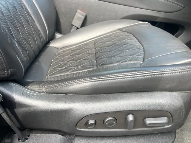 Used 2023 Buick Enclave Avenir w/ Trailering Package, 5000 lbs. AWD/4WD image 12