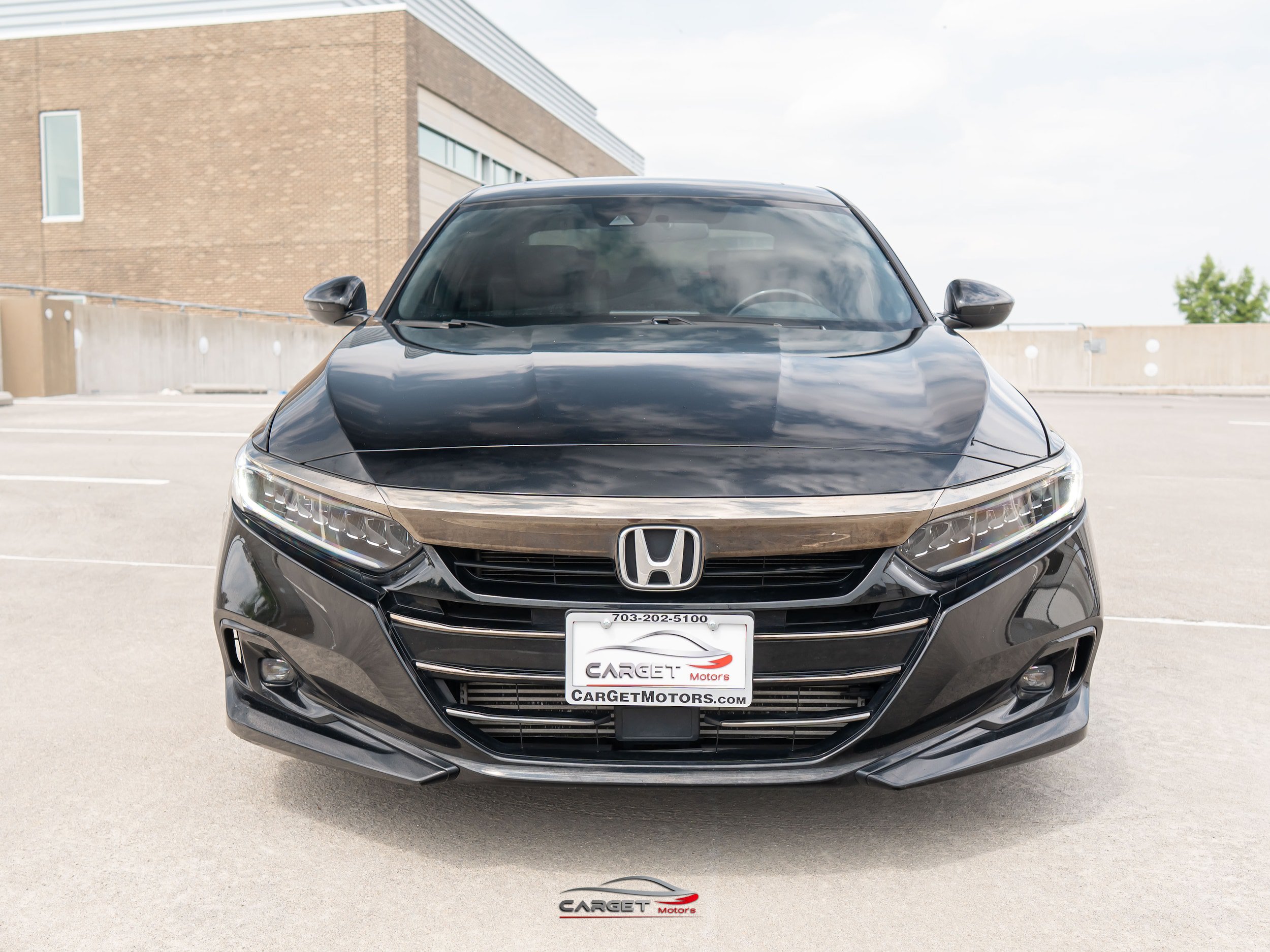 Used 2022 Honda Accord Sport image 2