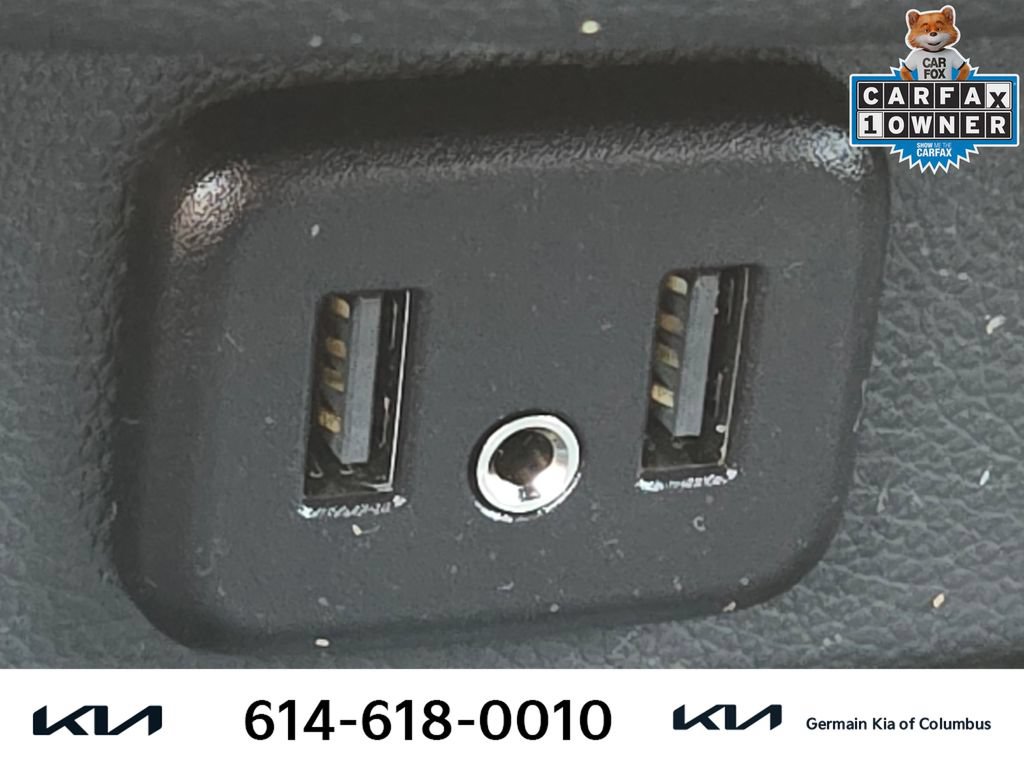 Used 2022 Chevrolet Traverse LT w/ LPO, Blackout Package AWD/4WD image 31