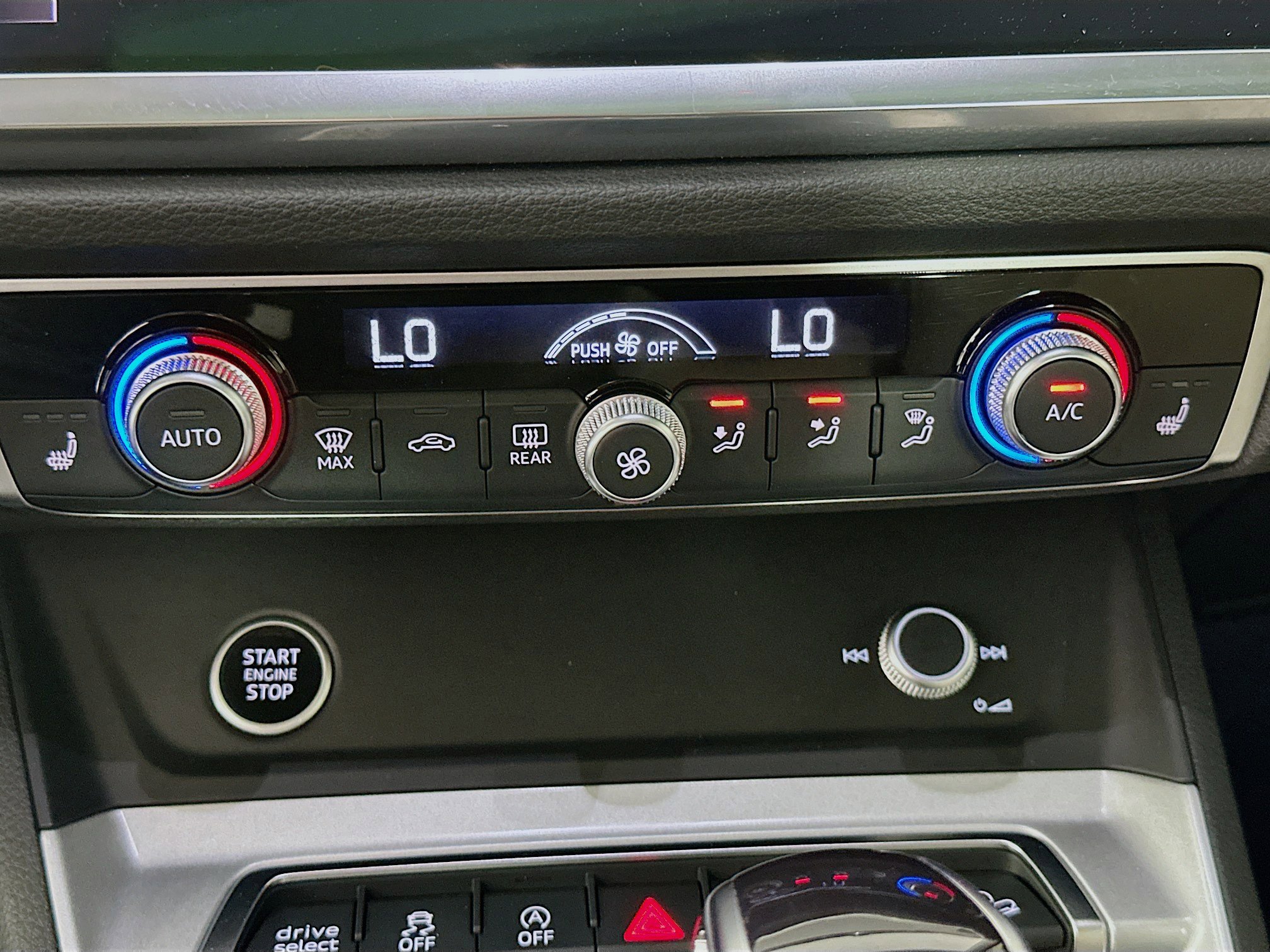 Used 2022 Audi Q3 2.0T Premium Plus w/ Premium Plus Package image 23