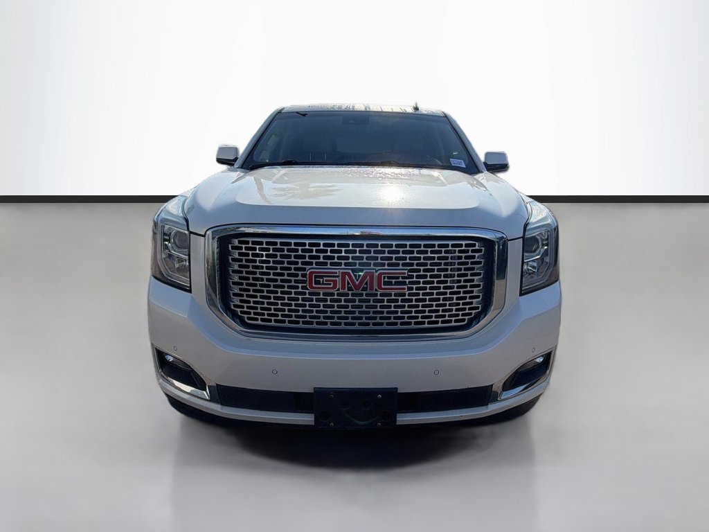 Used 2015 GMC Yukon Denali AWD/4WD image 2