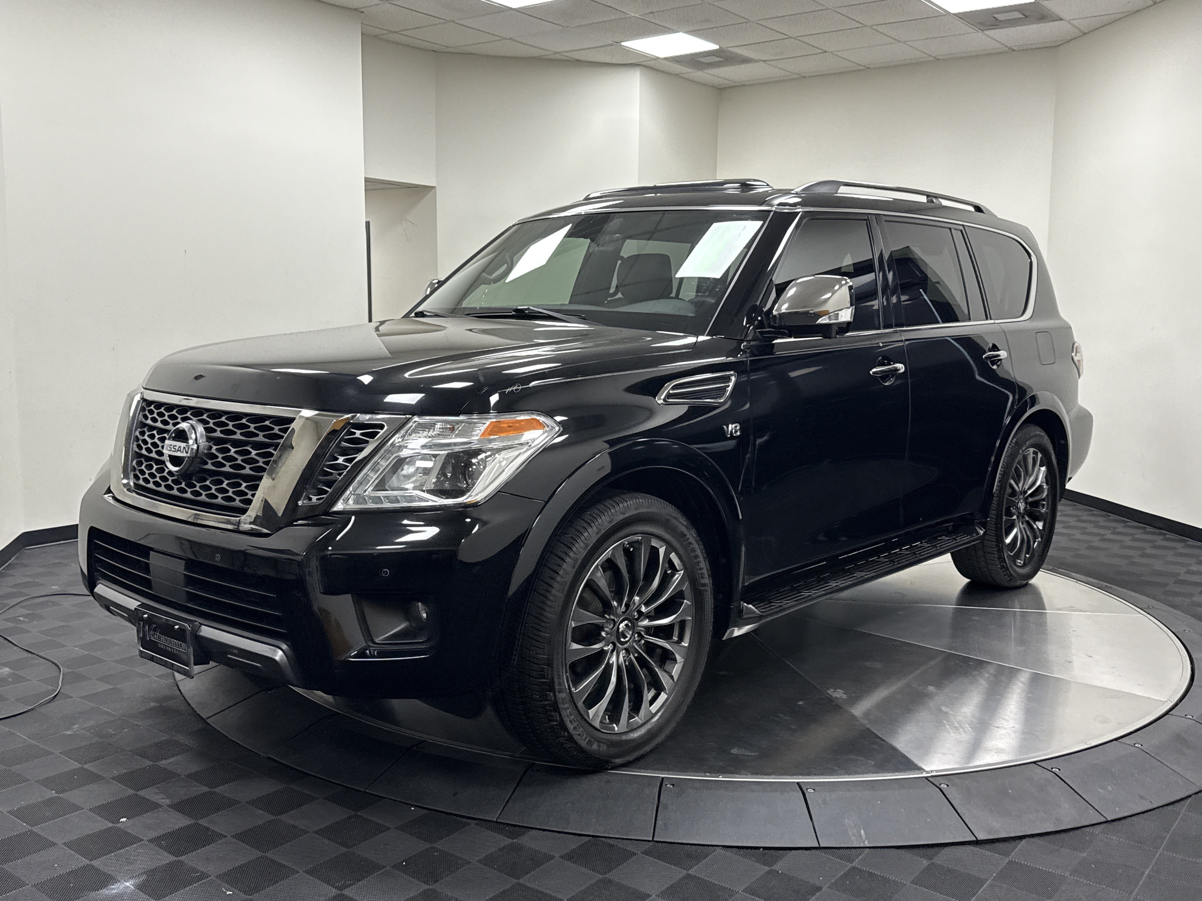 Used 2020 Nissan Armada Platinum w/ Platinum Reserve Package RWD image 3