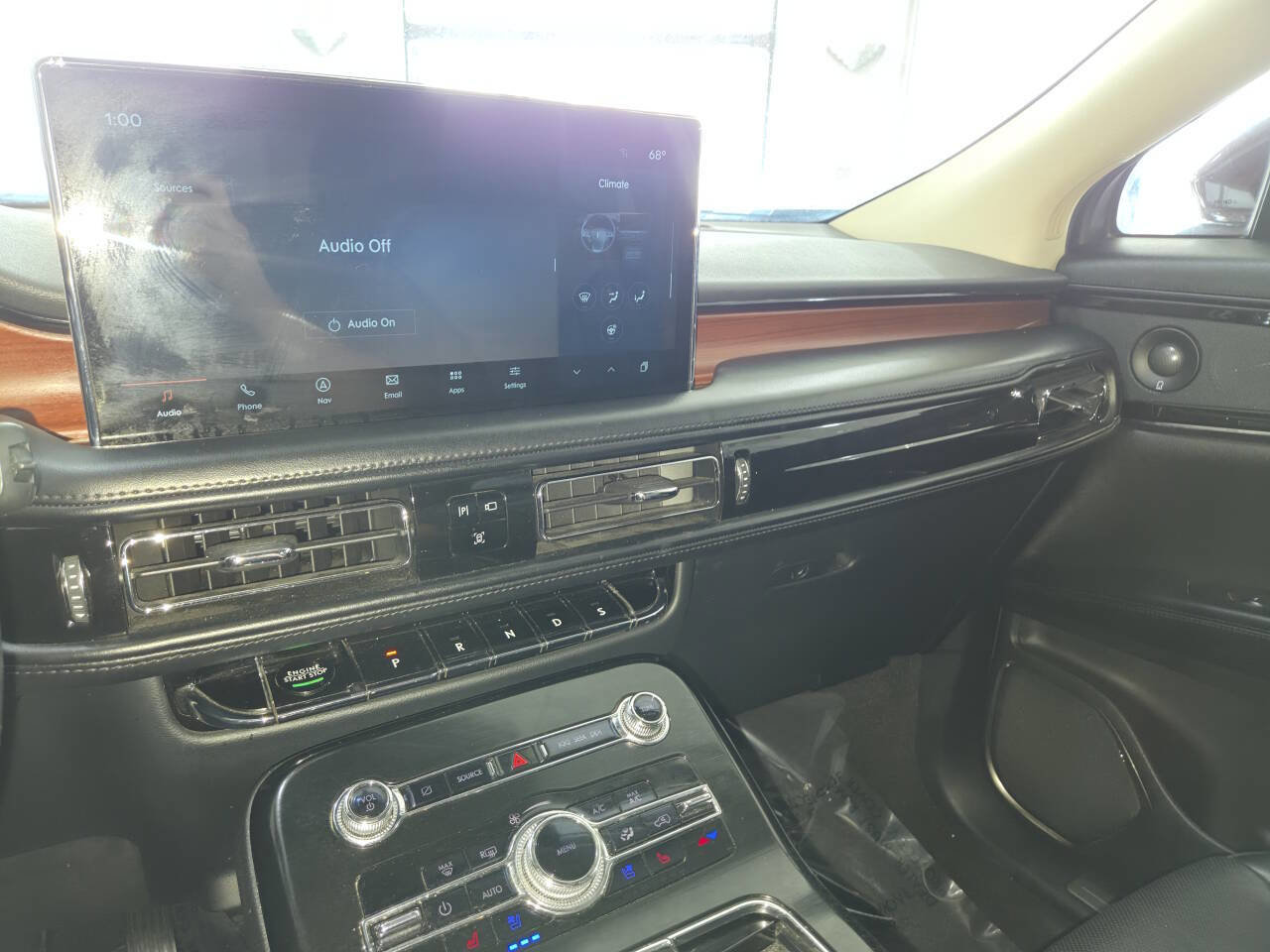 Used 2021 Lincoln Nautilus Reserve FWD image 33