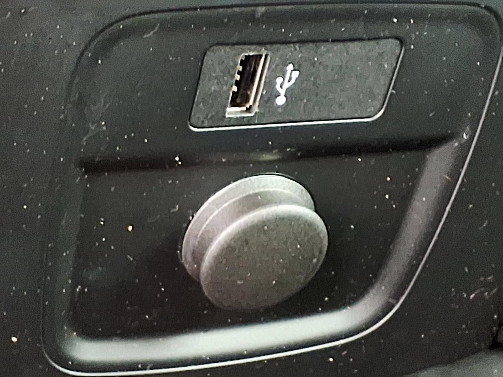 Used 2019 MINI Cooper Countryman w/ Storage Package FWD image 23