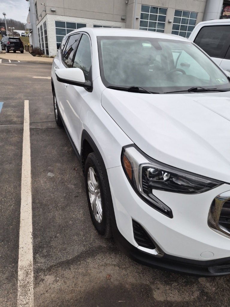 Used 2018 GMC Terrain SLE image 3