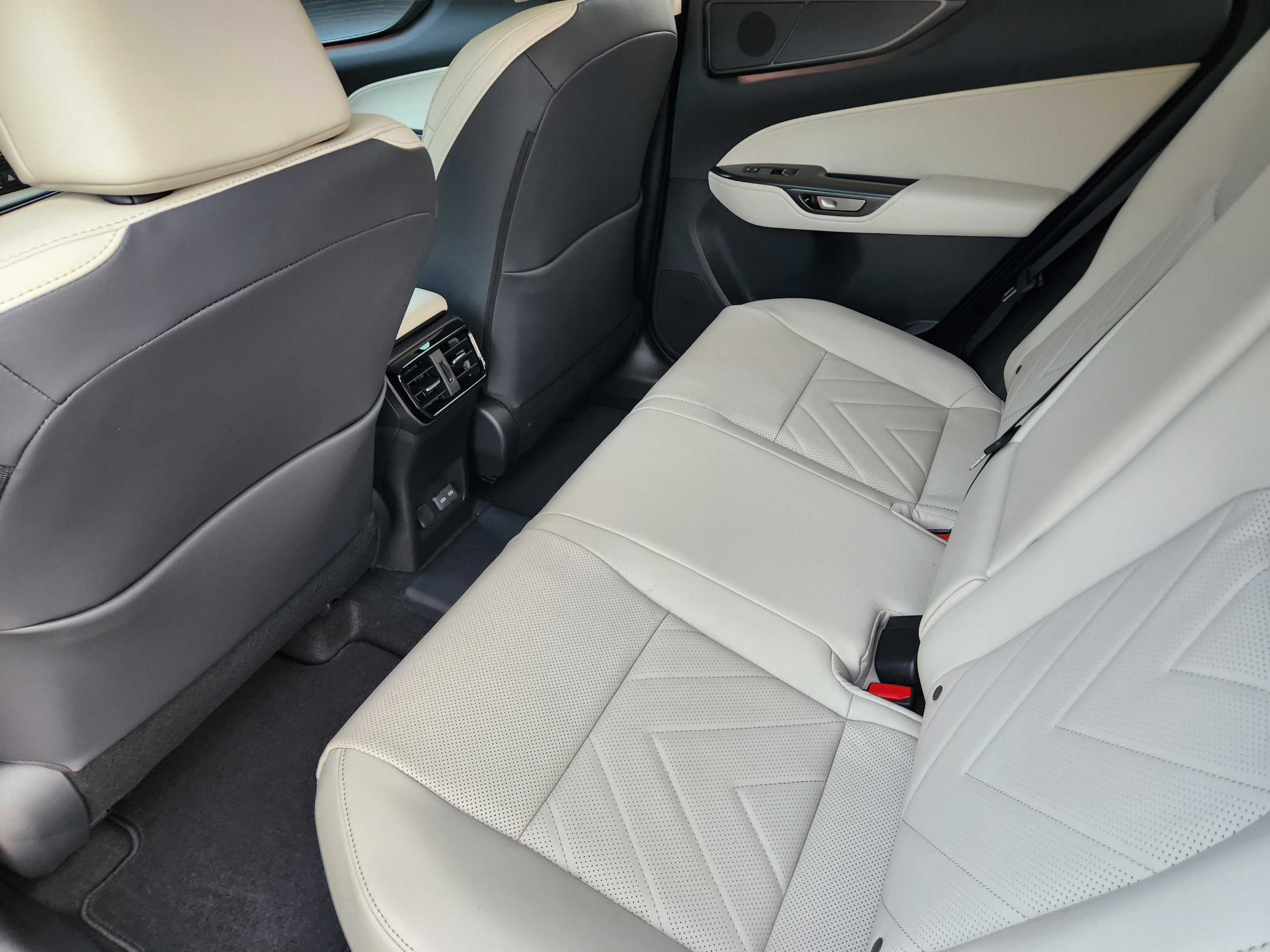 New 2026 Lexus NX 450h+ AWD w/ Accessory Package (Z1) image 17