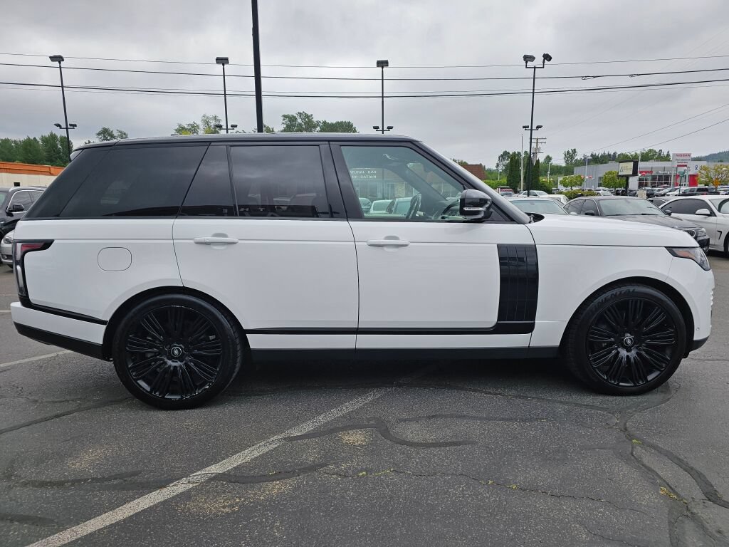 Used 2022 Land Rover Range Rover P525 Westminster Edition AWD/4WD image 6
