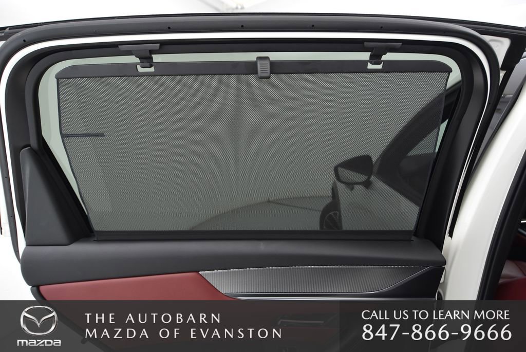 Used 2025 MAZDA CX-70 Plug-In Hybrid w/ Premium Plus image 32