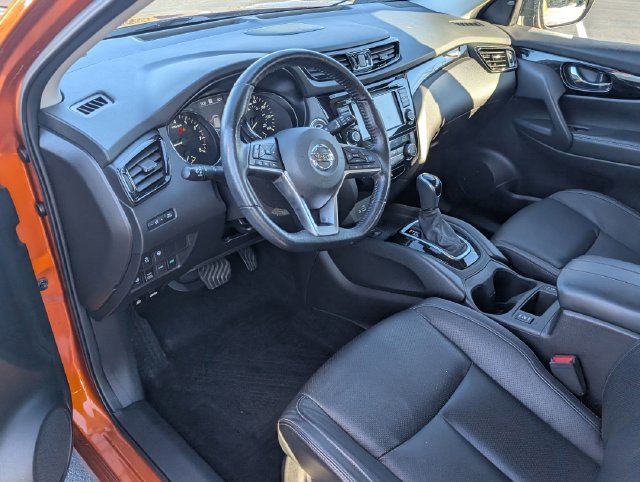Used 2021 Nissan Rogue Sport SL w/ Premium Package AWD/4WD image 16