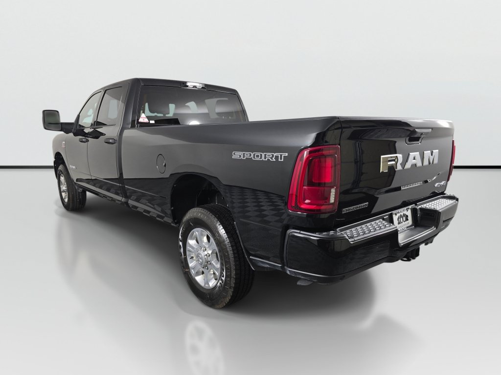 New 2026 RAM 3500 Big Horn AWD/4WD image 6