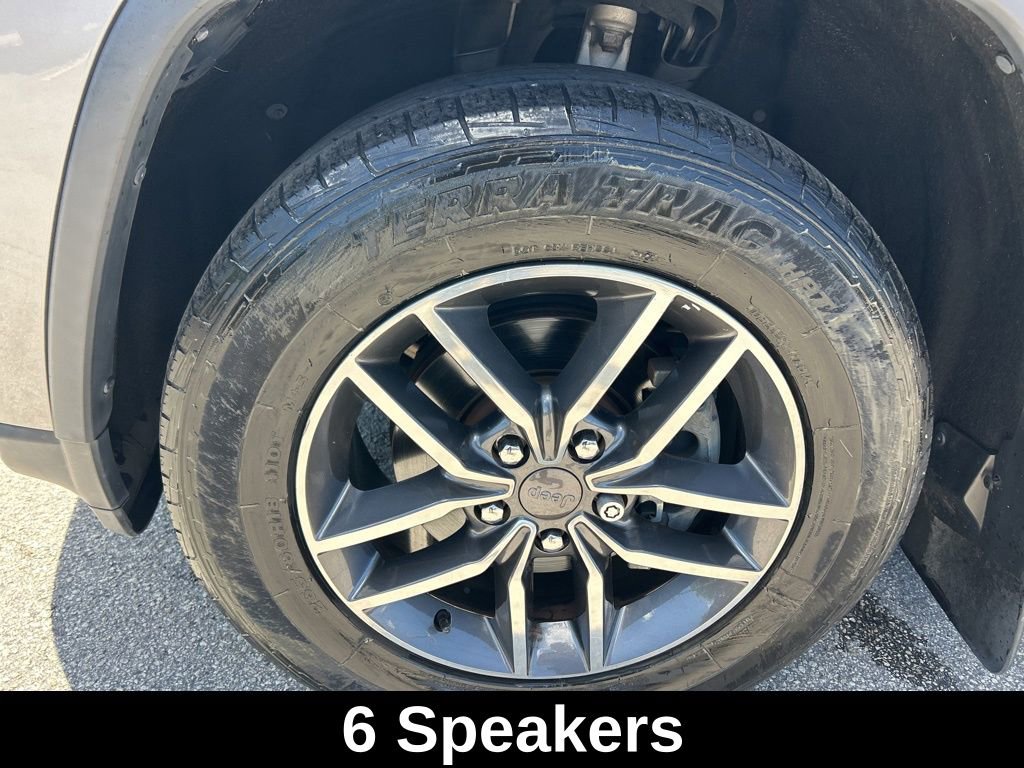 Used 2019 Jeep Grand Cherokee Limited RWD image 19