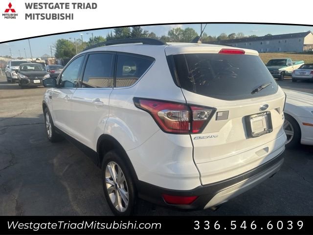 Used 2018 Ford Escape SE w/ Ford Safe & Smart Package image 8