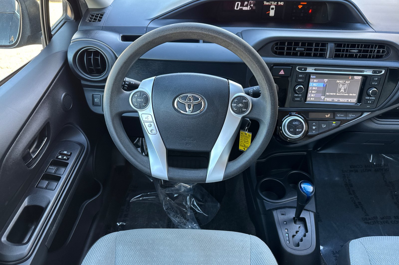 Used 2017 Toyota Prius C One FWD image 15