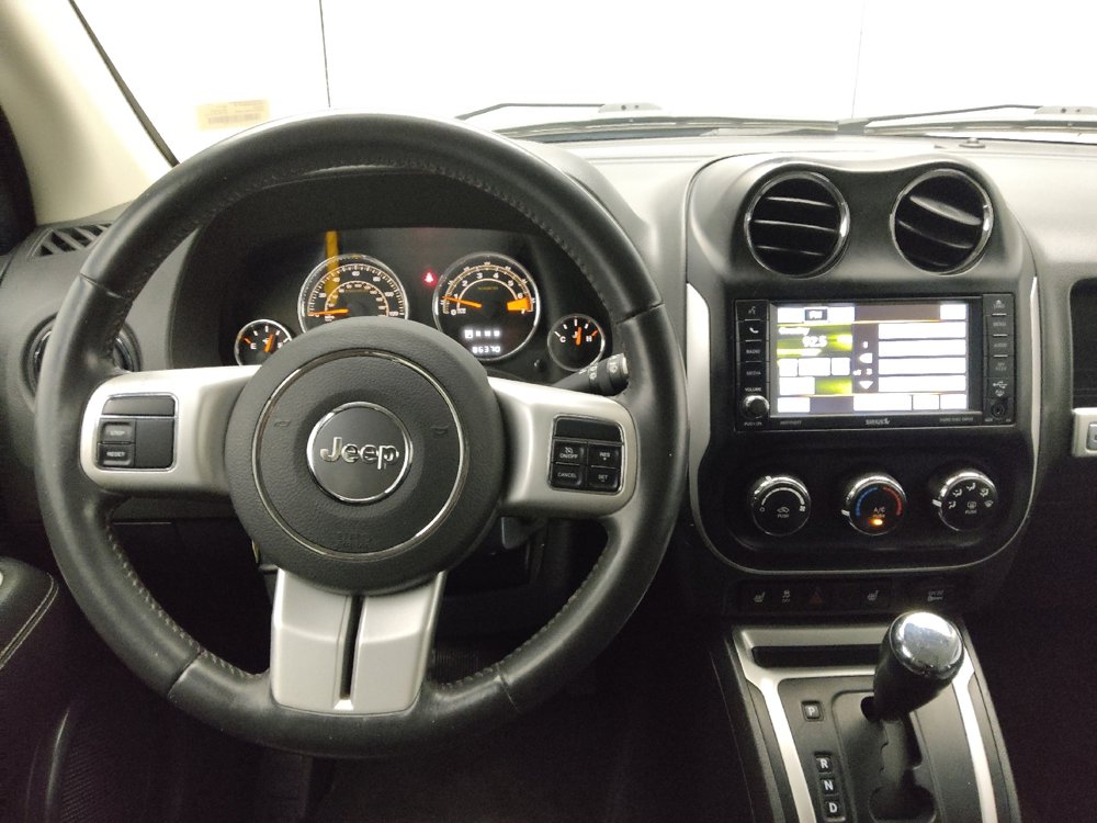 Used 2017 Jeep Compass High Altitude image 22