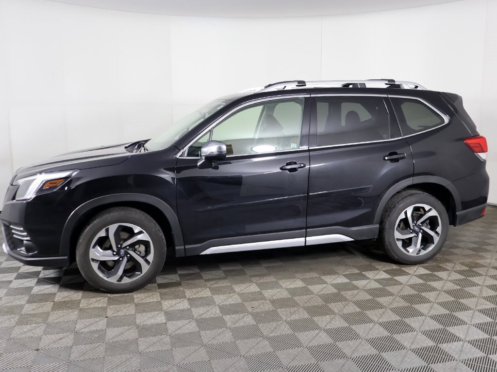 Used 2024 Subaru Forester Touring image 17