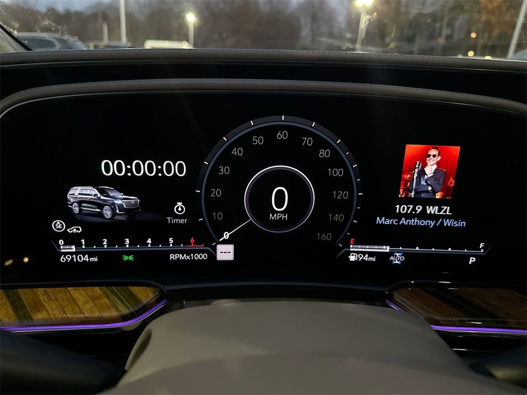 Used 2021 Cadillac Escalade ESV Premium Luxury Platinum image 10