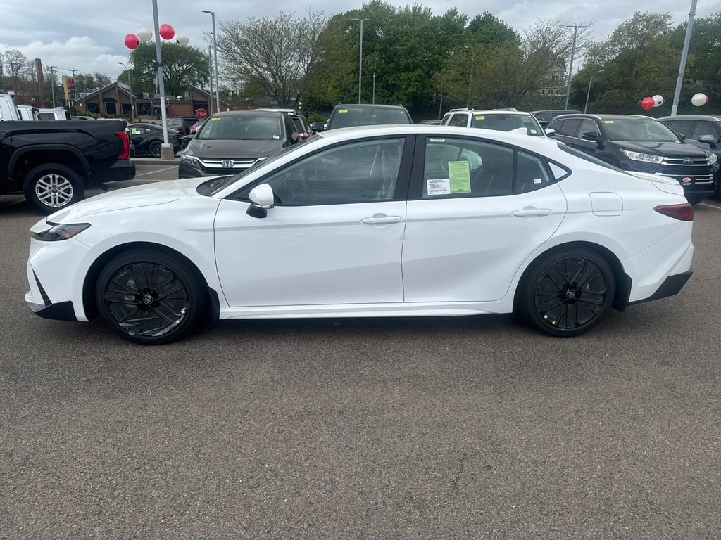 New 2026 Toyota Camry SE FWD image 4