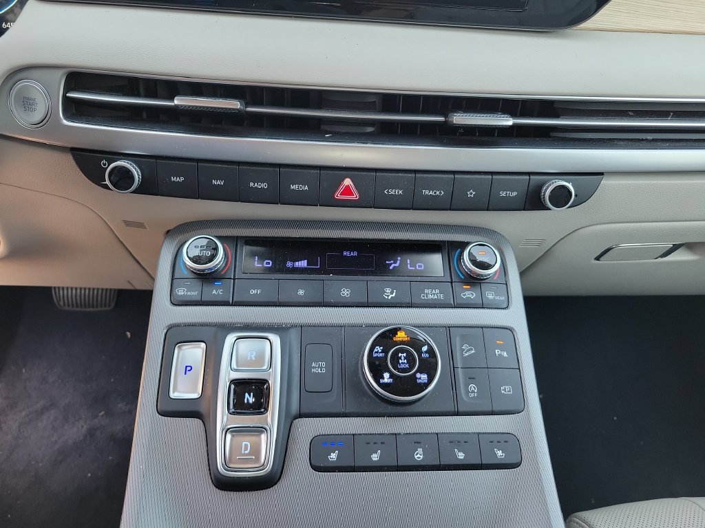 Used 2023 Hyundai Palisade Limited AWD/4WD image 22
