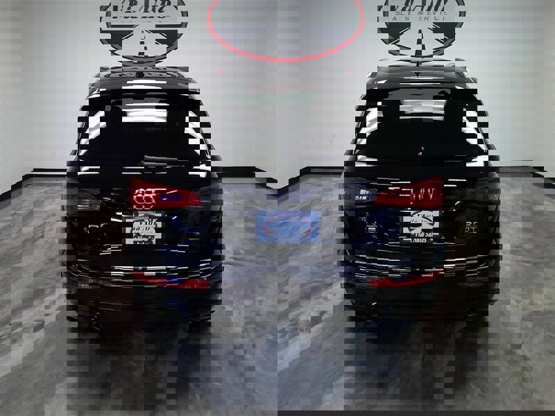 Used 2015 Audi Q5 2.0T Premium image 10