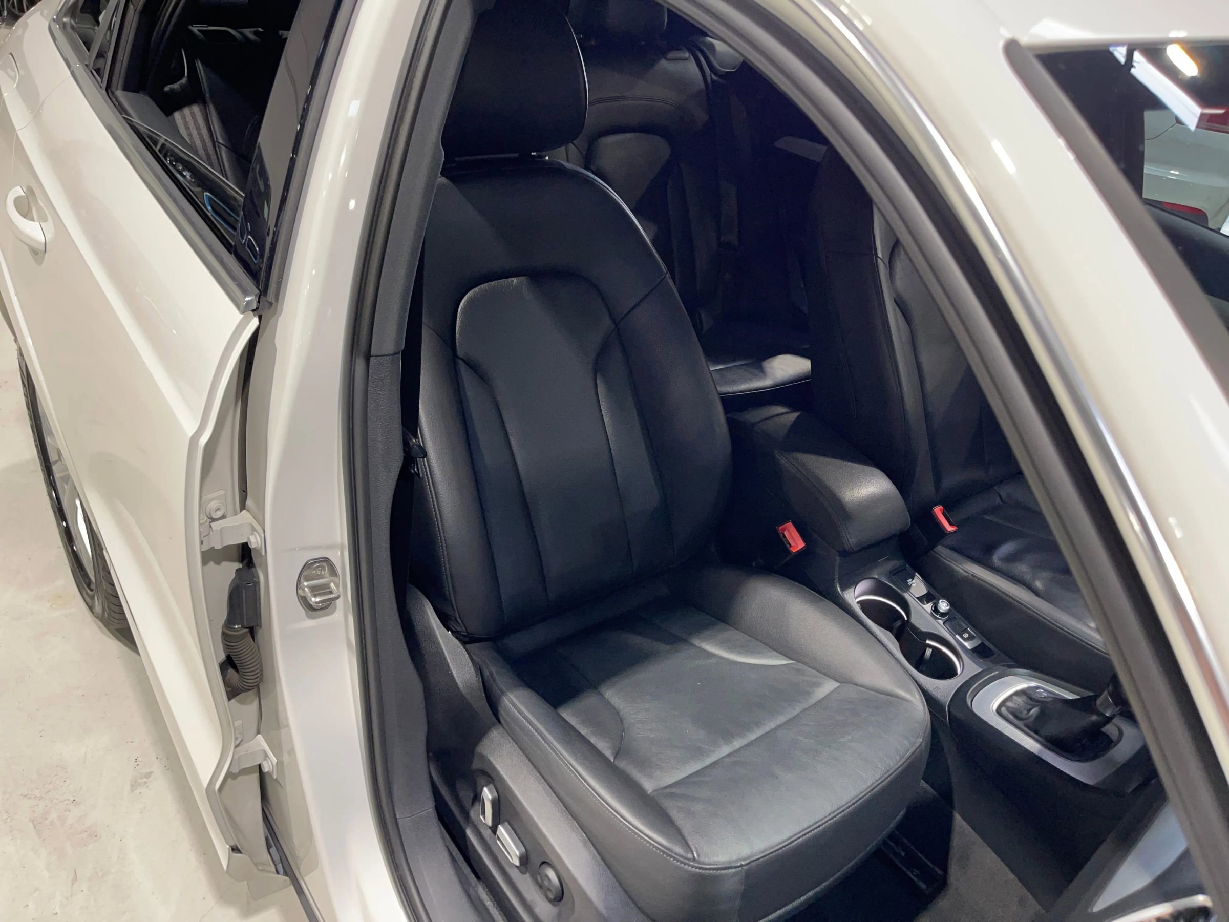 Used 2017 Audi Q3 2.0T Premium Plus image 29