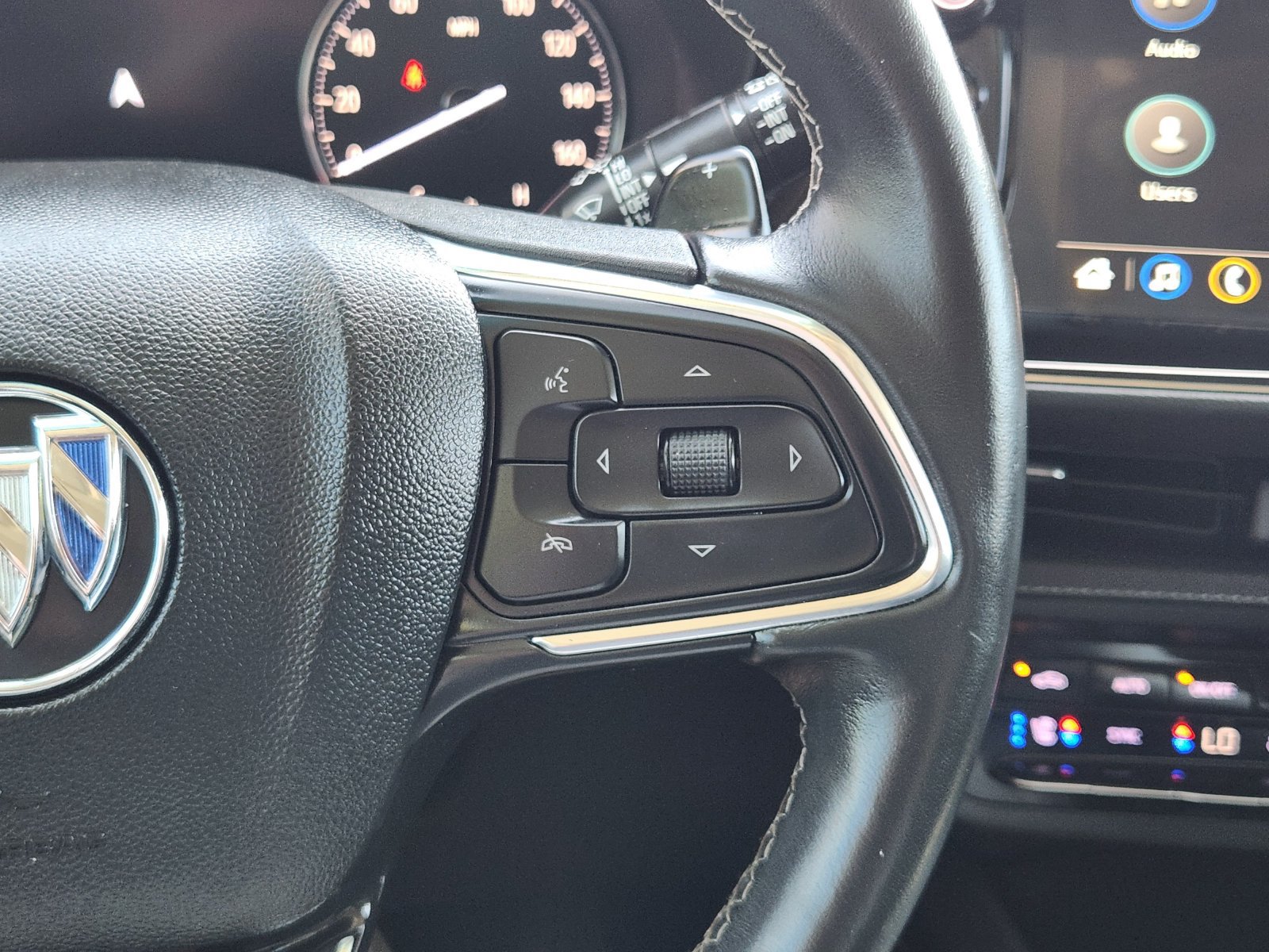 Certified 2023 Buick Envision Avenir FWD image 33