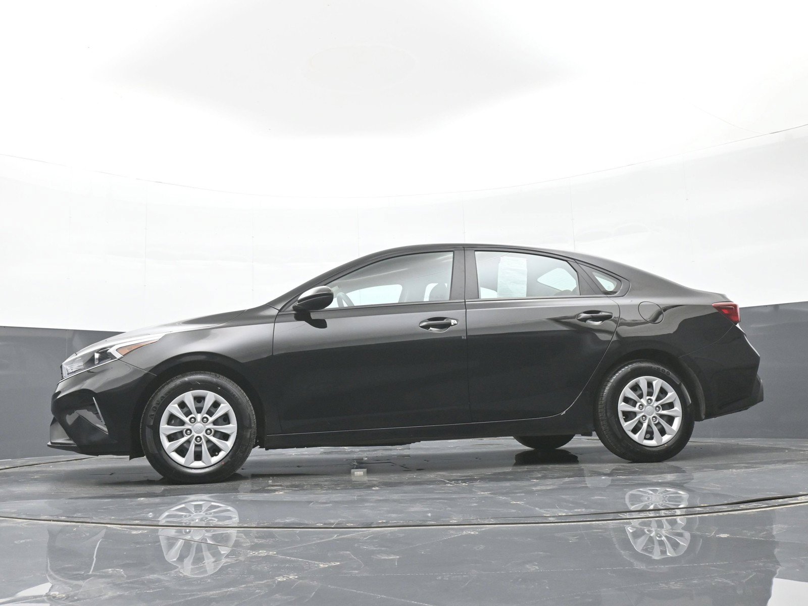 Used 2024 Kia Forte LX FWD image 44