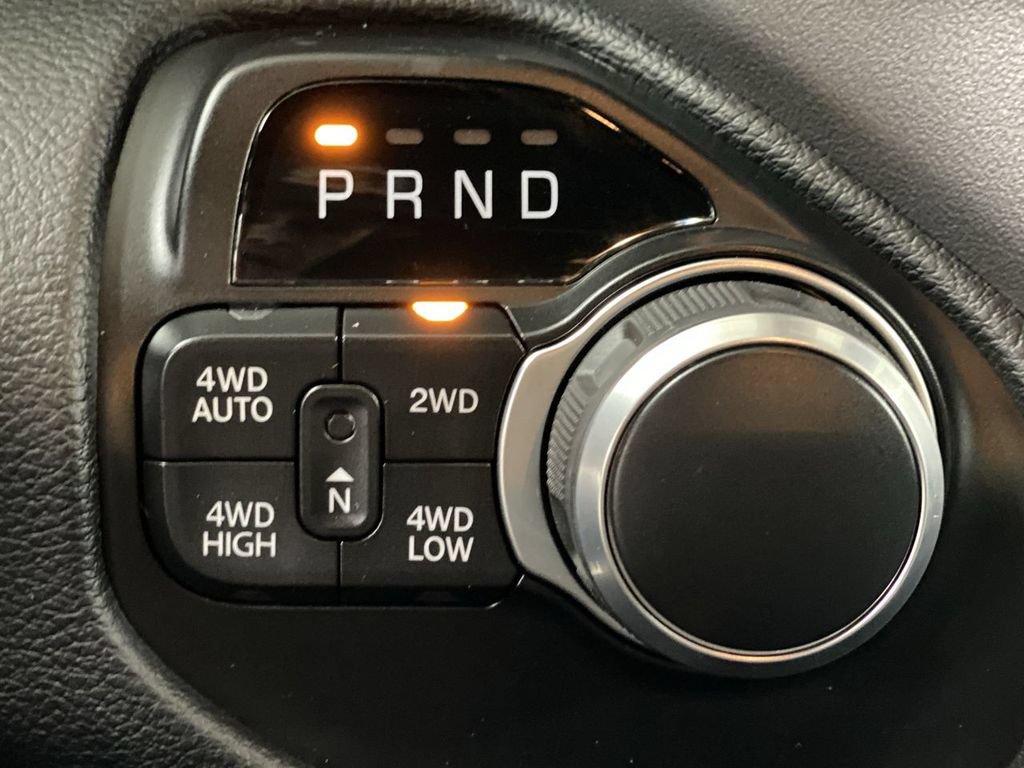 Used 2021 RAM 1500 Big Horn AWD/4WD image 16