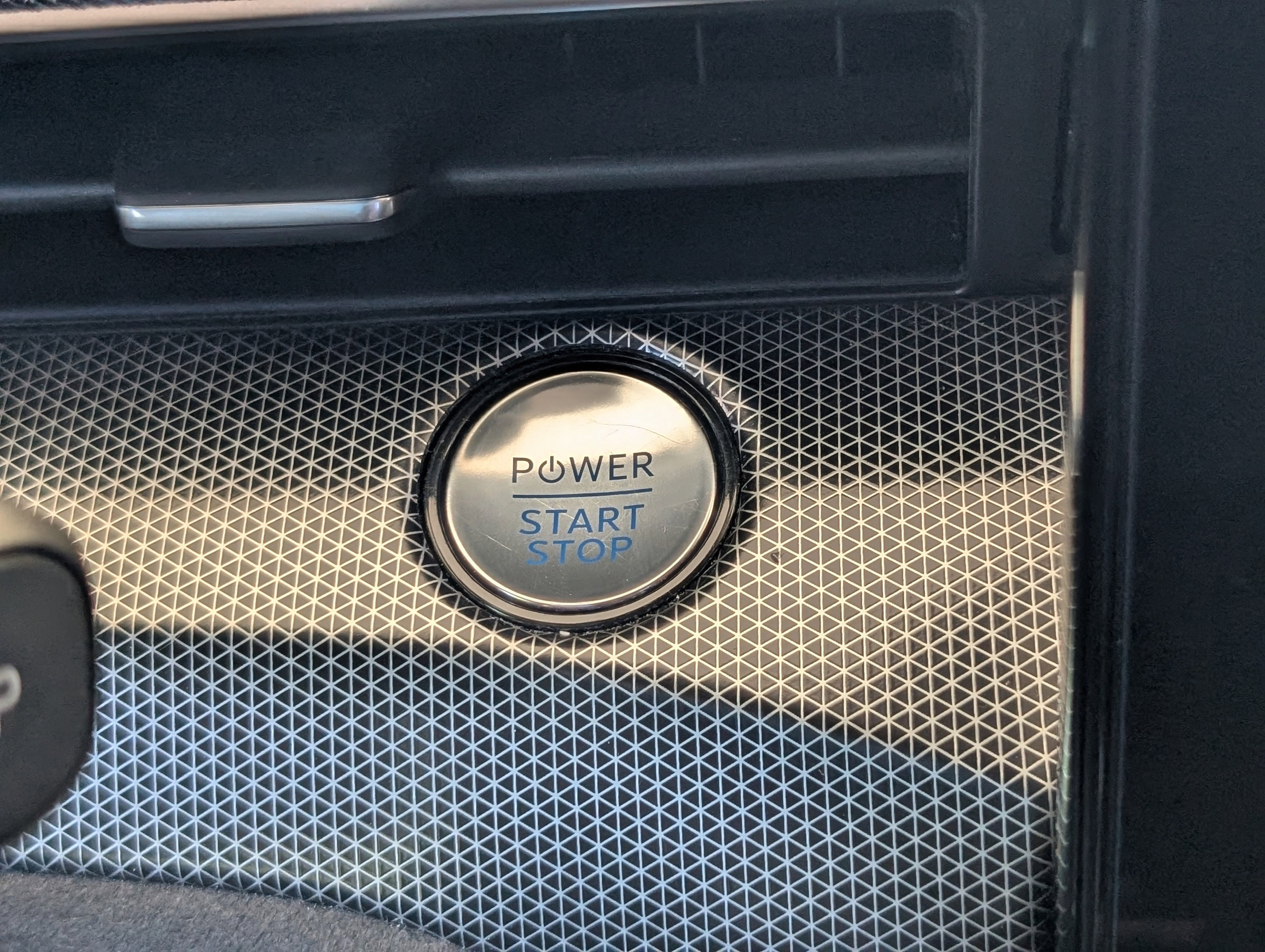 Used 2025 Ford Mustang Mach-E GT image 34