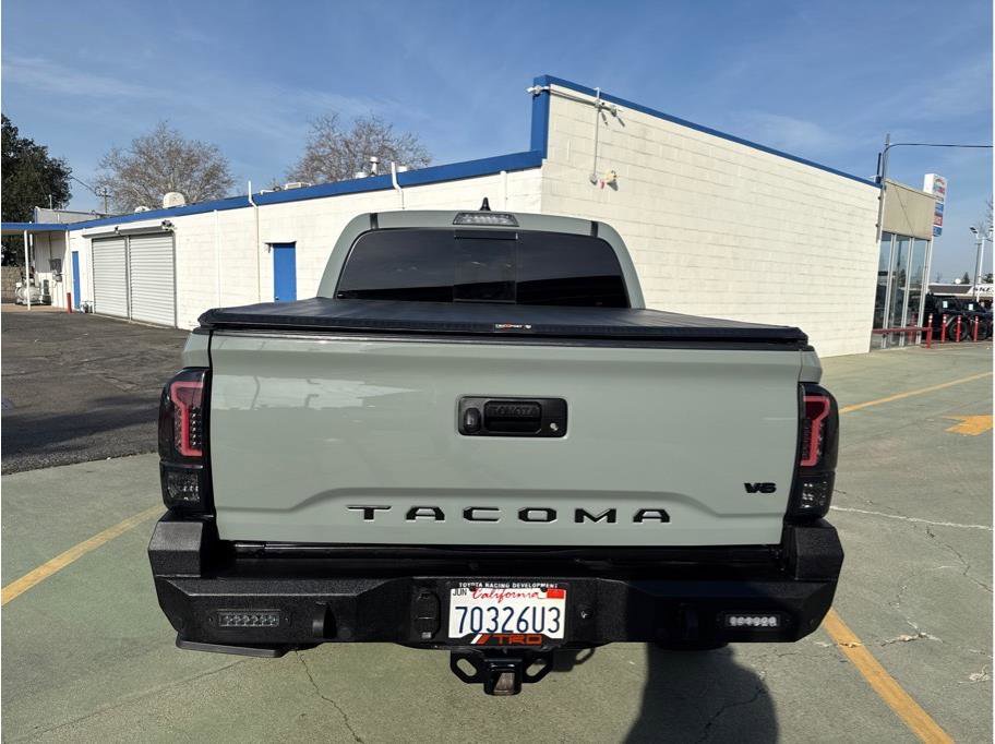 Used 2023 Toyota Tacoma TRD Sport image 8
