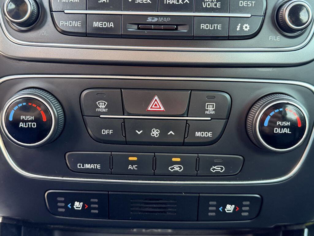 Used 2014 Kia Sorento SX image 21