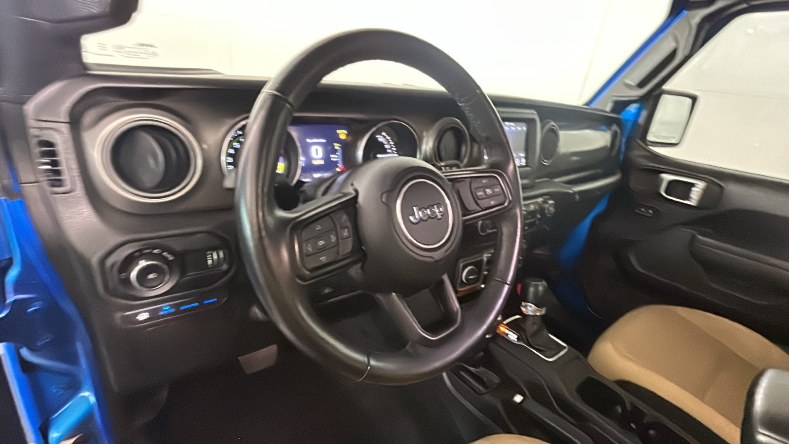 Used 2023 Jeep Wrangler Unlimited w/ Cold Weather Group AWD/4WD image 16