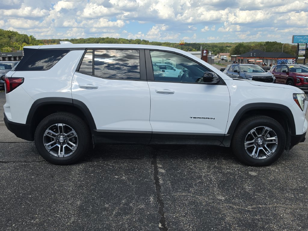 Used 2026 GMC Terrain Elevation FWD image 9