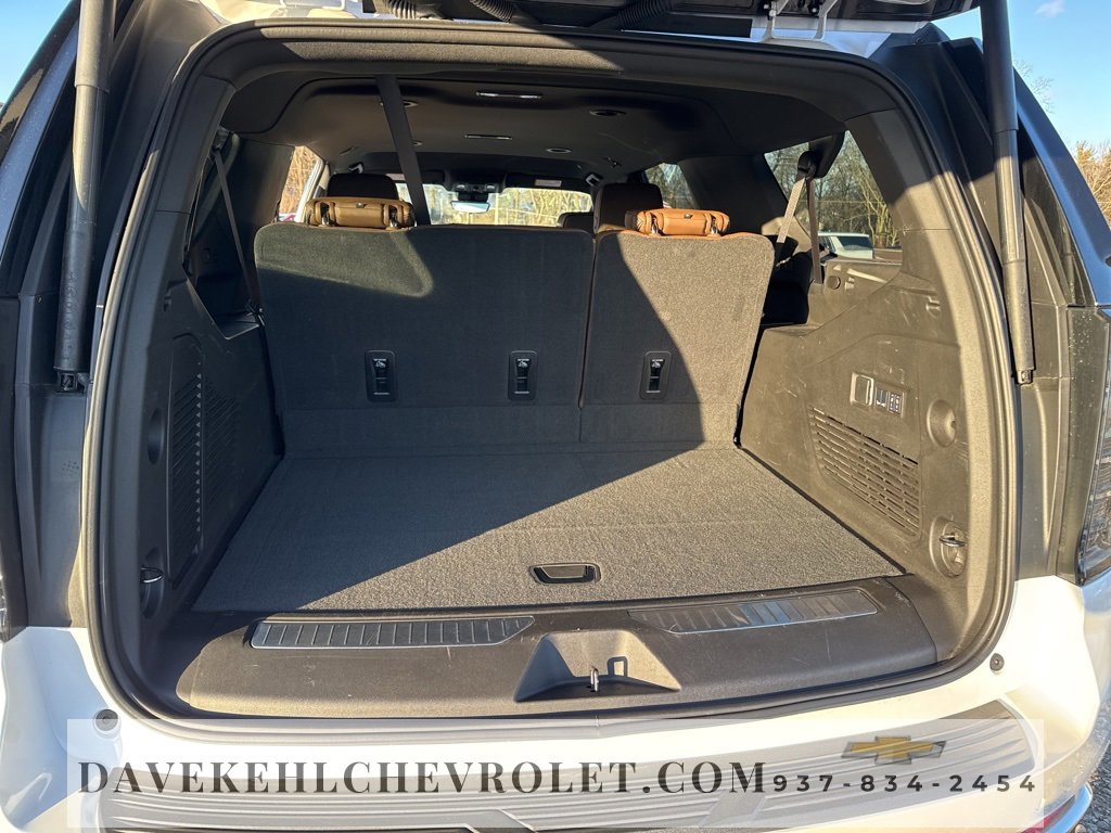 Certified 2025 Chevrolet Suburban High Country image 23