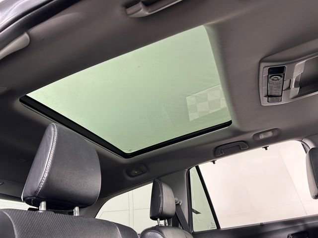 Used 2016 Honda Pilot Elite image 14