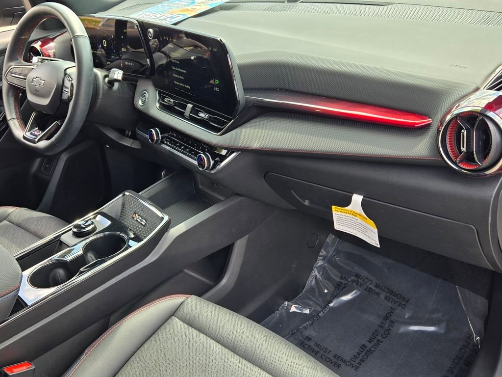 Used 2025 Chevrolet Equinox RS w/ Safety and Technology Package image 18