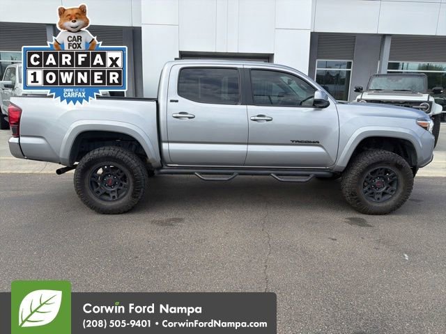 Used 2019 Toyota Tacoma SR5 AWD/4WD image 8