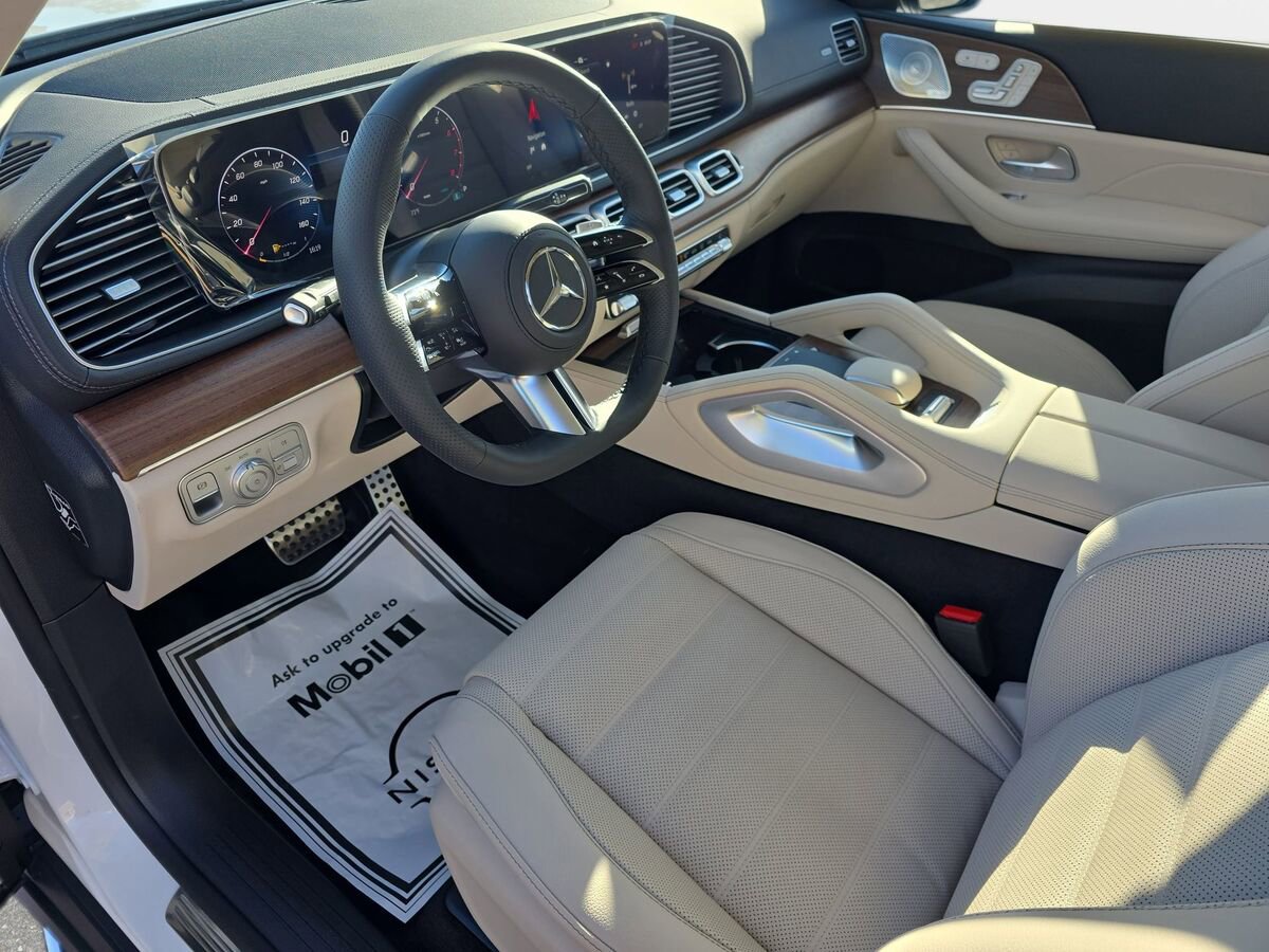 New 2026 Mercedes-Benz GLS 450 4MATIC image 16