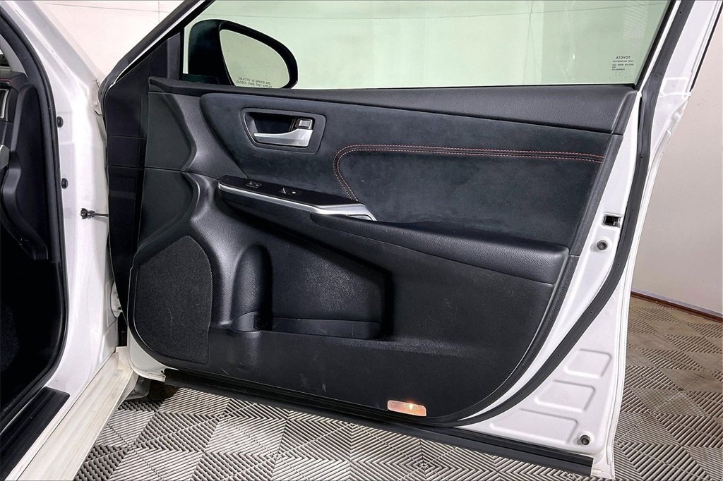Used 2017 Toyota Camry XSE image 22